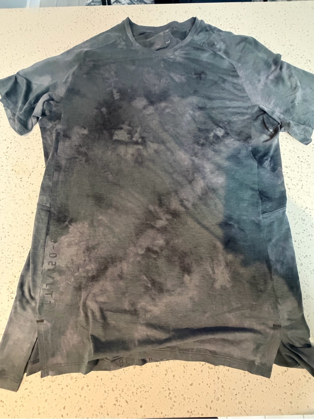 lululemon athletica Men's Short Sleeve Tie-Dye Crew Tee - Charcoal Gray